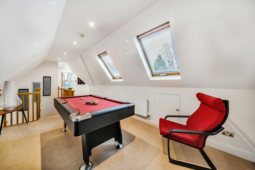 for sale copse wood way london 38664 - Gibbs Gillespie