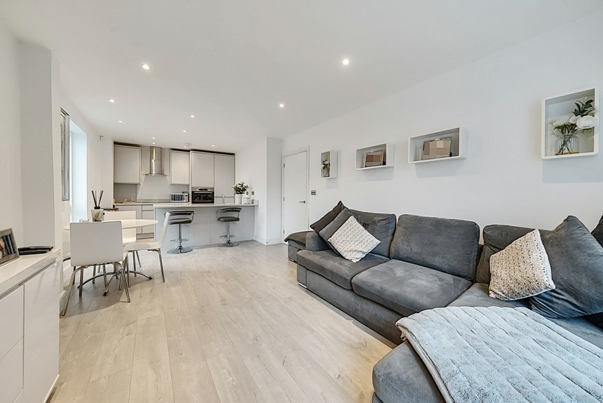 for sale rosslyn road london 38710 - Gibbs Gillespie