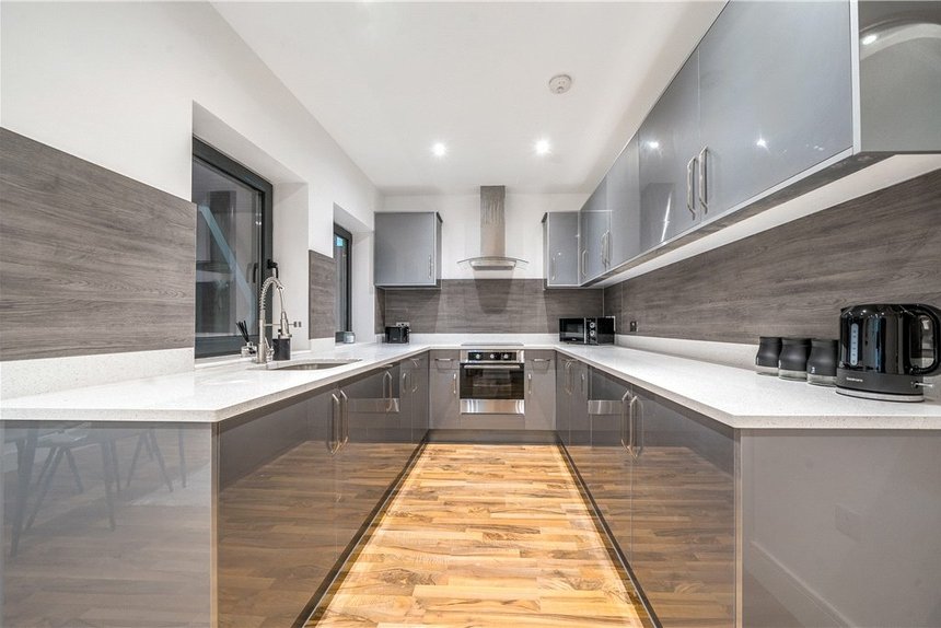 under offer field end road london 38743 - Gibbs Gillespie