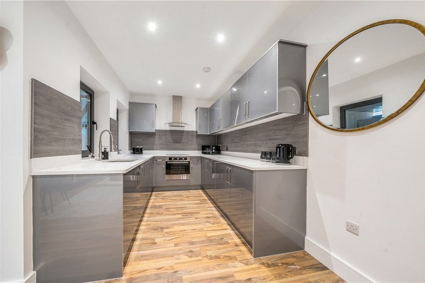 under offer field end road london 38743 - Gibbs Gillespie