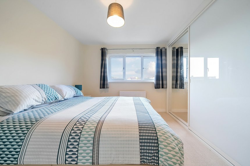 for sale elliott avenue london 38744 - Gibbs Gillespie