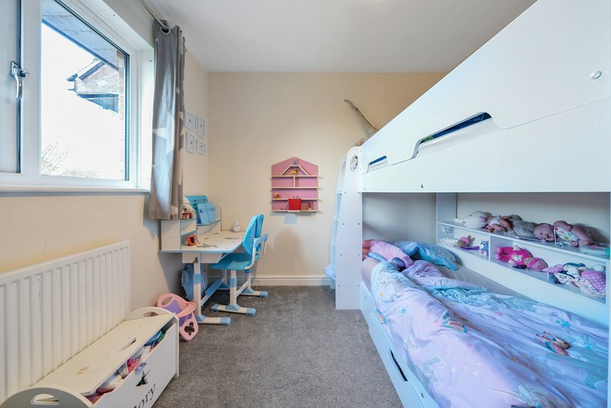 for sale elliott avenue london 38744 - Gibbs Gillespie