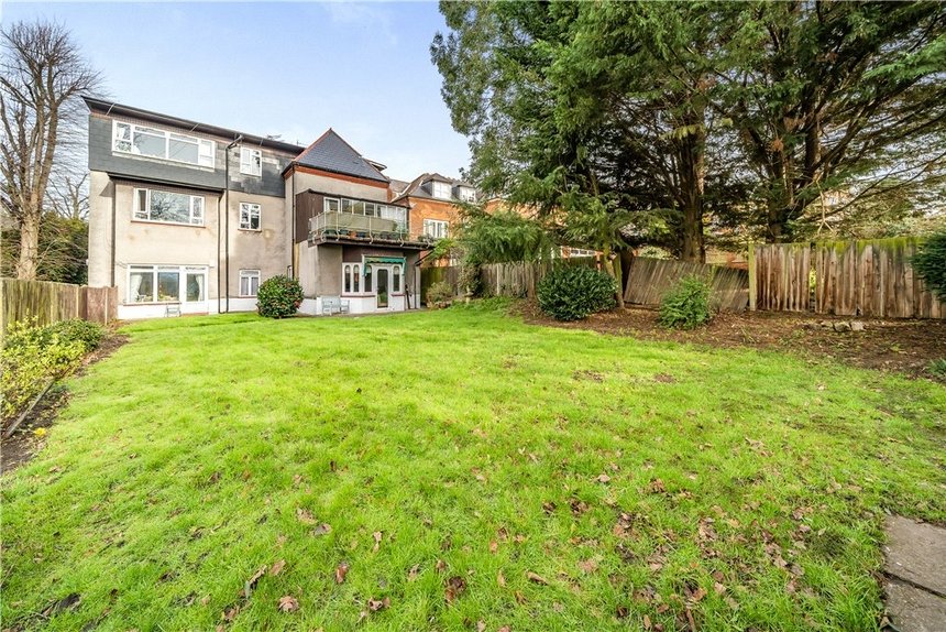 2 bedroom Flat/Apartment for sale in Montpelier Road, Ealing, London