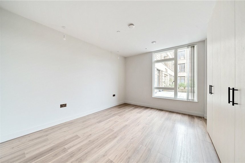 for sale taona house london 38812 - Gibbs Gillespie