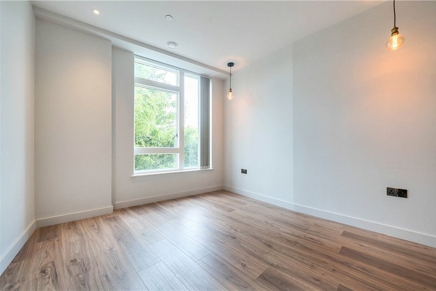 for sale taona house london 38812 - Gibbs Gillespie