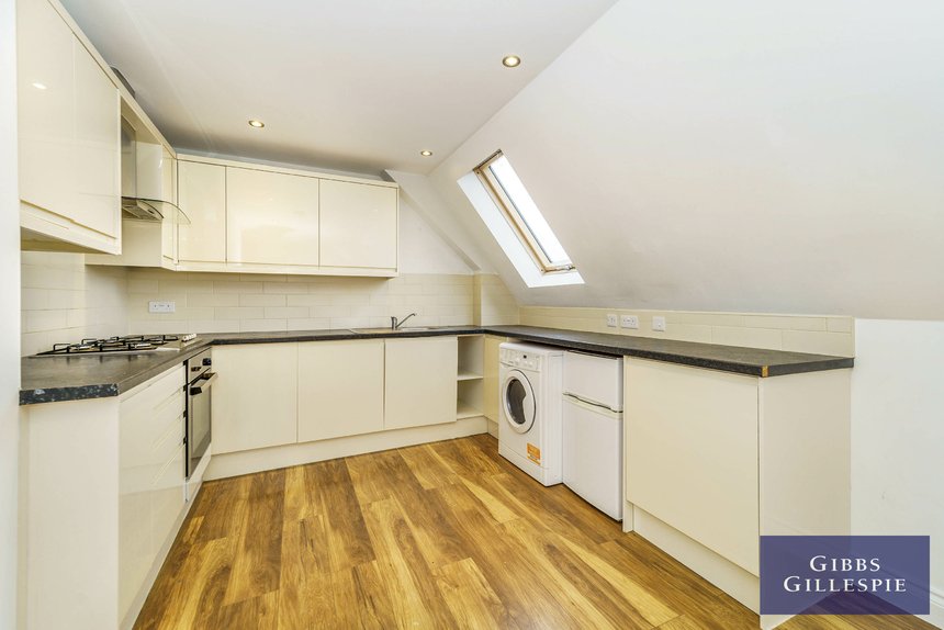 available flat 7 london 38871 - Gibbs Gillespie