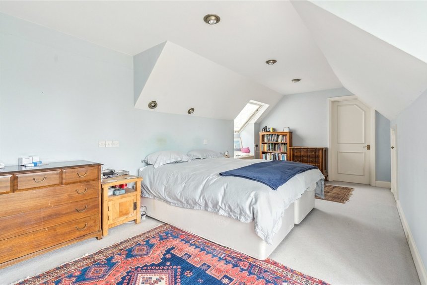for sale main drive london 38906 - Gibbs Gillespie