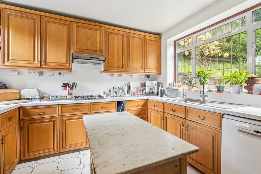 for sale main drive london 38906 - Gibbs Gillespie