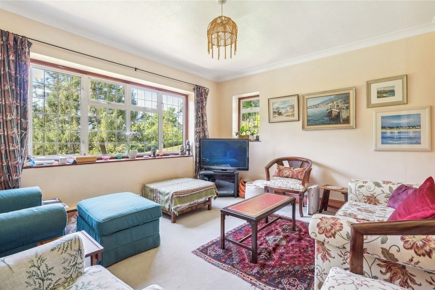 for sale main drive london 38906 - Gibbs Gillespie