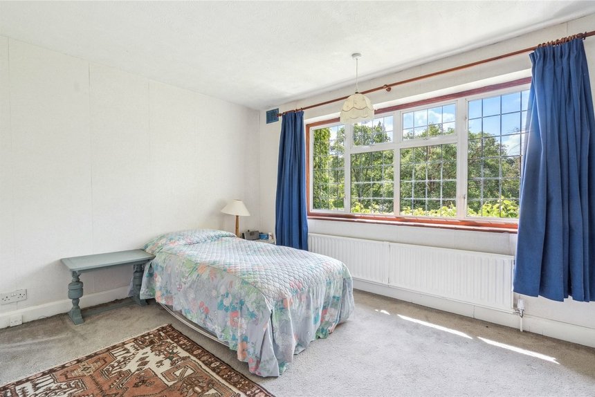 for sale main drive london 38906 - Gibbs Gillespie