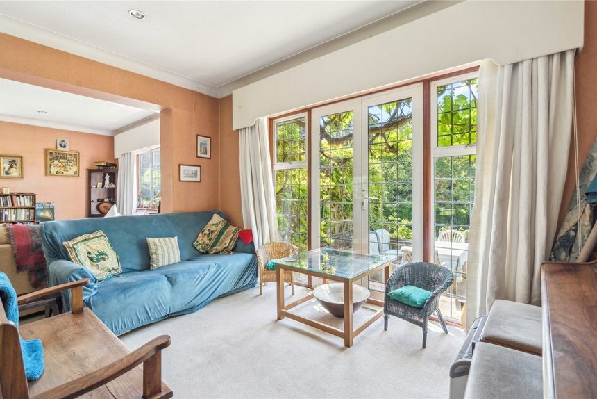 for sale main drive london 38906 - Gibbs Gillespie