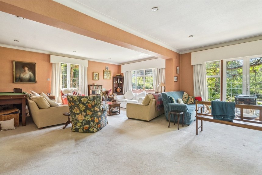 for sale main drive london 38906 - Gibbs Gillespie