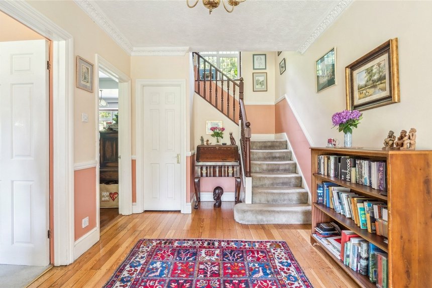 for sale main drive london 38906 - Gibbs Gillespie