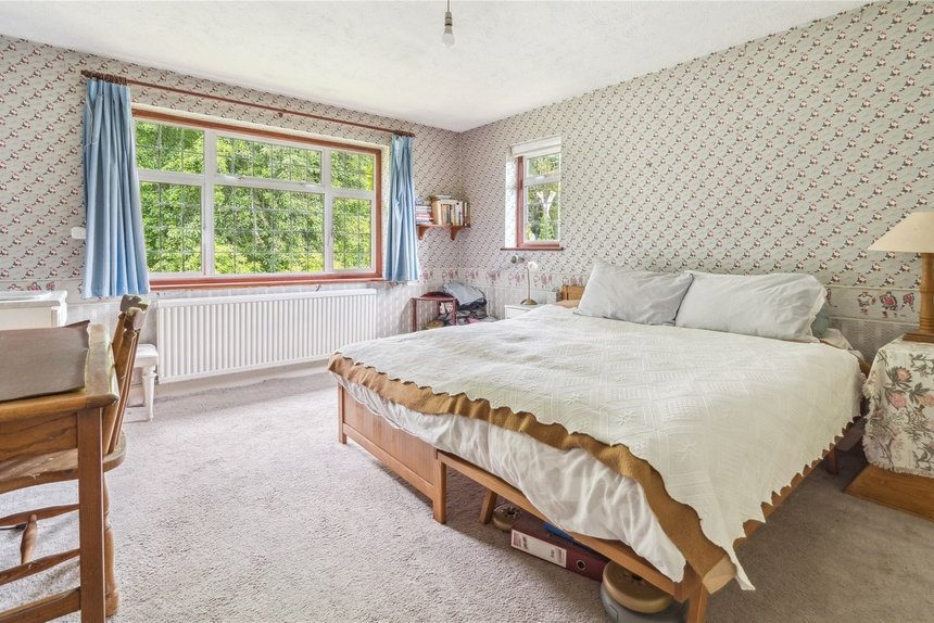for sale main drive london 38906 - Gibbs Gillespie