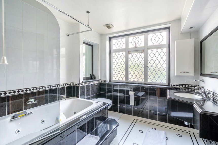 for sale dalkeith grove london 39010 - Gibbs Gillespie