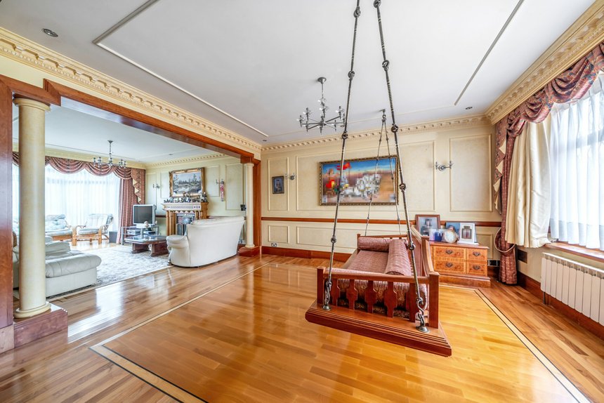 for sale dalkeith grove london 39010 - Gibbs Gillespie