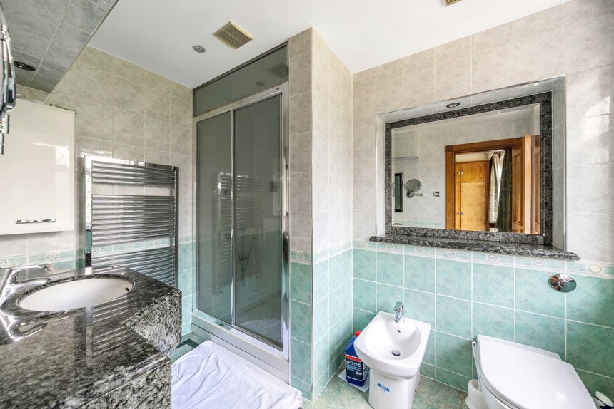 for sale dalkeith grove london 39010 - Gibbs Gillespie