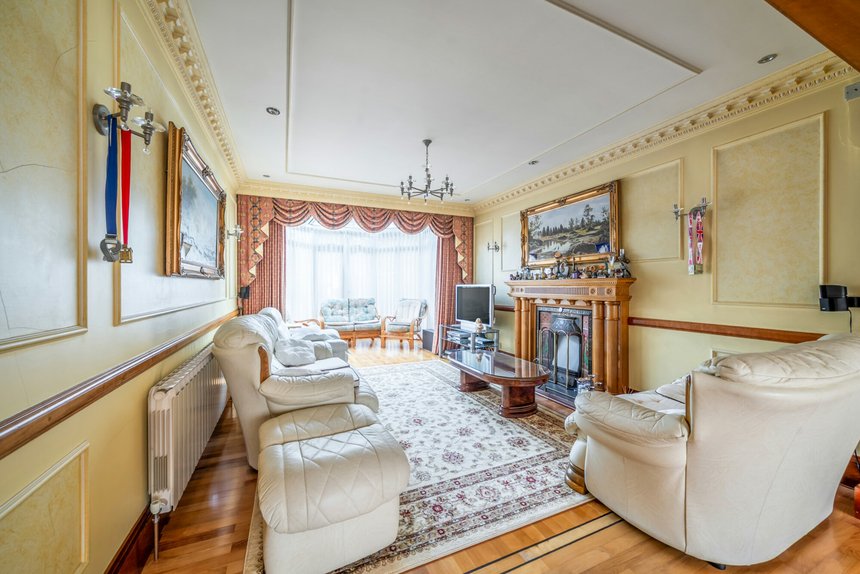 for sale dalkeith grove london 39010 - Gibbs Gillespie