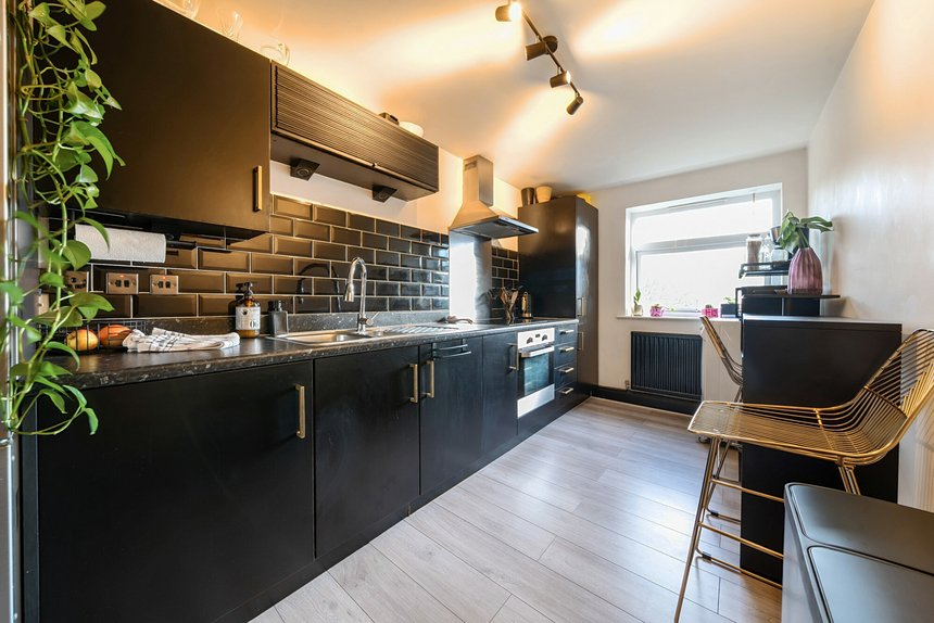 for sale keith park road london 39028 - Gibbs Gillespie