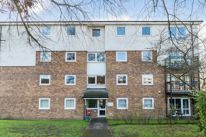 for sale keith park road london 39028 - Gibbs Gillespie