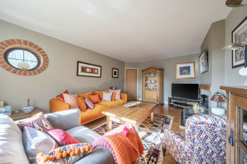 for sale school lane london 39092 - Gibbs Gillespie