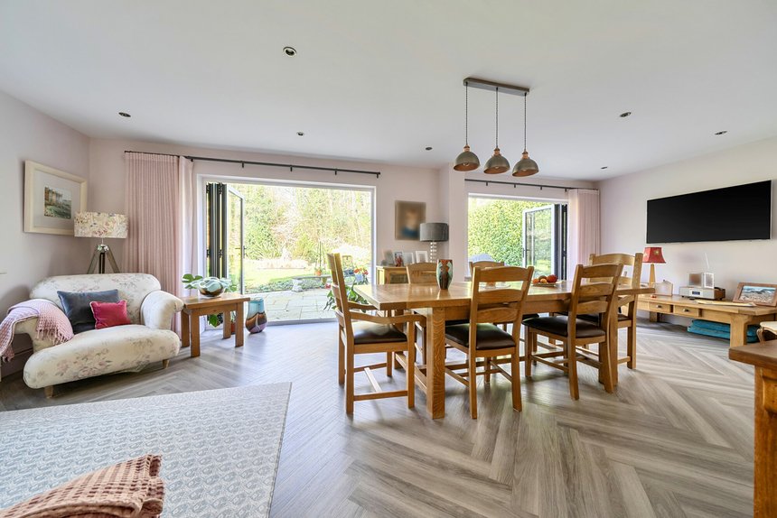 for sale school lane london 39092 - Gibbs Gillespie