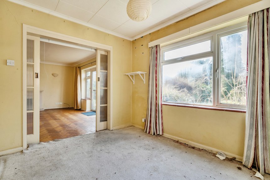 for sale deancroft road london 39140 - Gibbs Gillespie