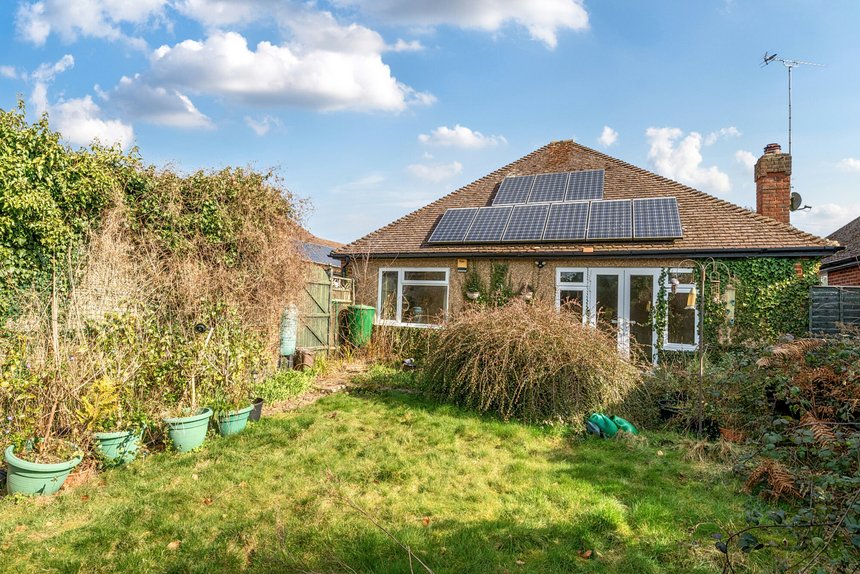 for sale deancroft road london 39140 - Gibbs Gillespie
