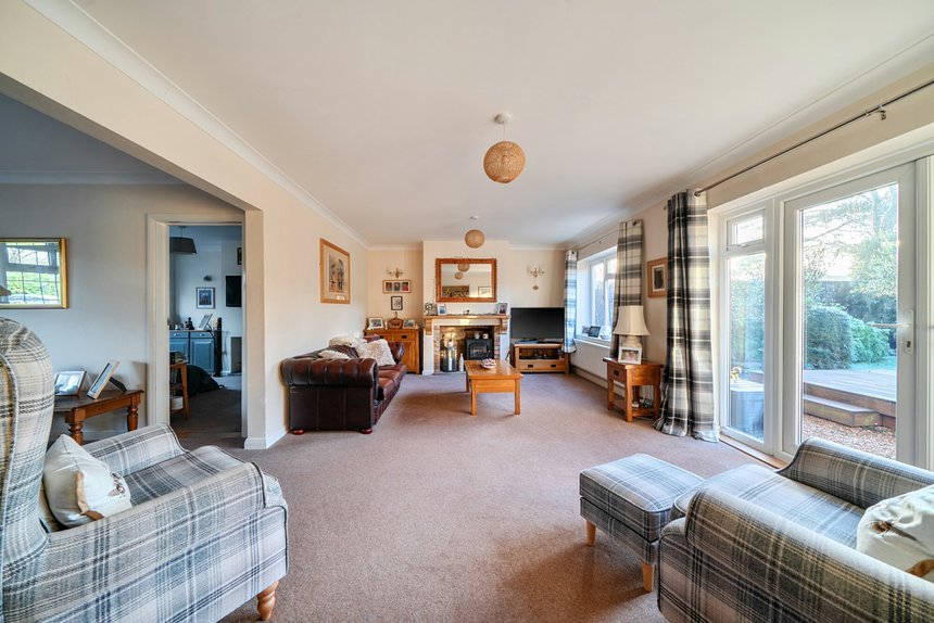 for sale wood lane london 39422 - Gibbs Gillespie