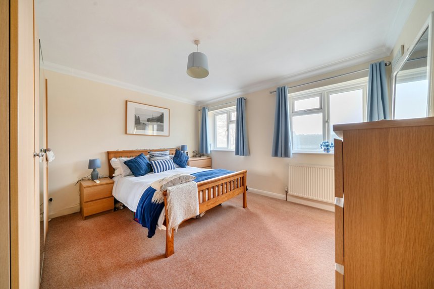 for sale wood lane london 39422 - Gibbs Gillespie