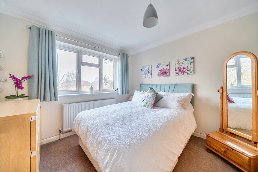 for sale wood lane london 39422 - Gibbs Gillespie