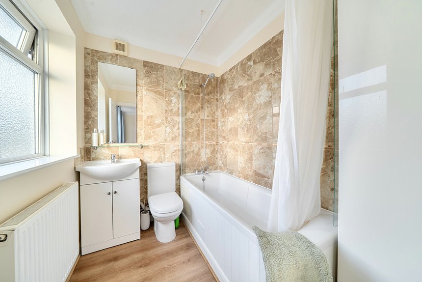 for sale wood lane london 39422 - Gibbs Gillespie