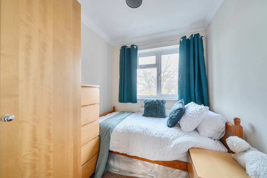 for sale wood lane london 39422 - Gibbs Gillespie