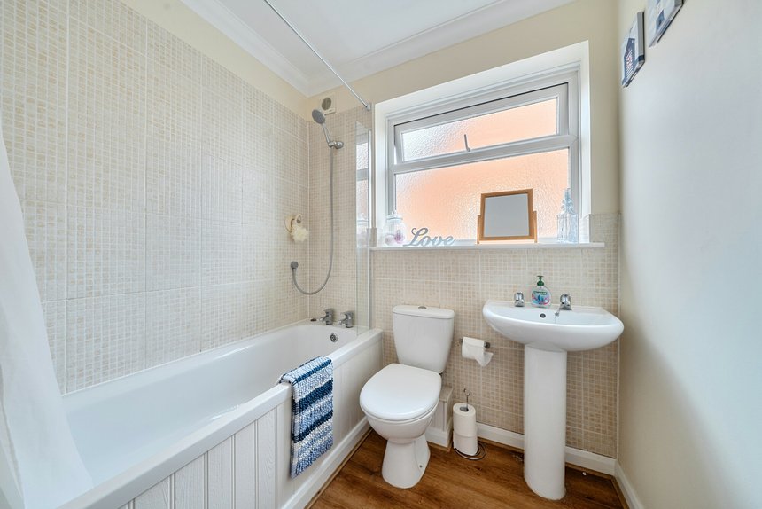 for sale wood lane london 39422 - Gibbs Gillespie