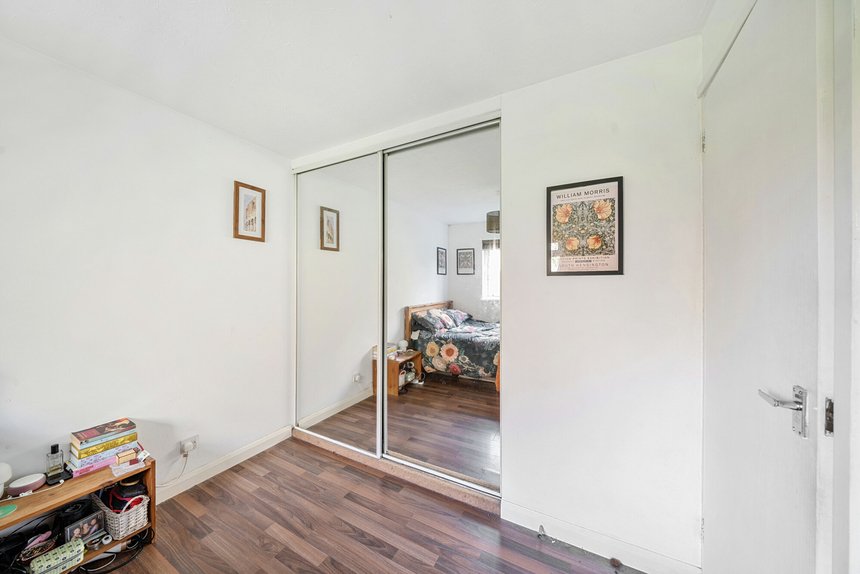 for sale rabournmead drive london 39503 - Gibbs Gillespie