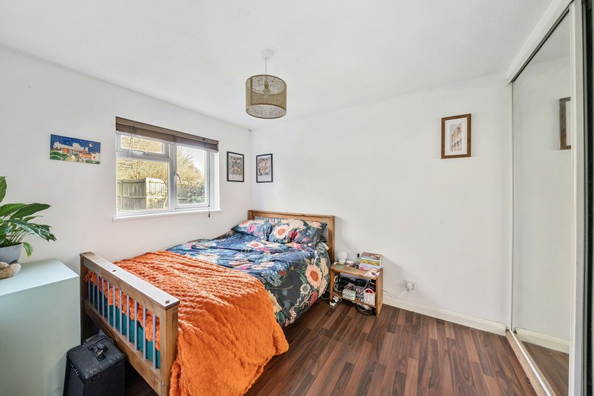 for sale rabournmead drive london 39503 - Gibbs Gillespie