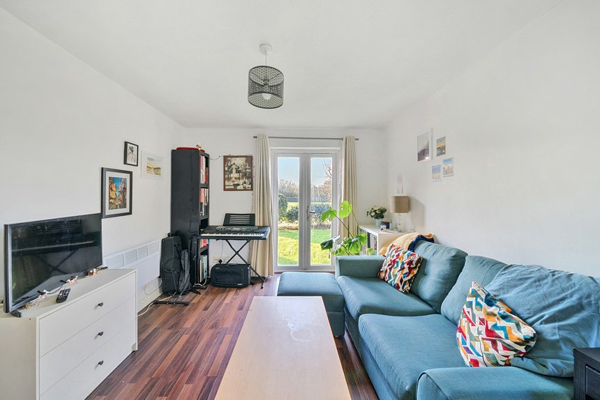 for sale rabournmead drive london 39503 - Gibbs Gillespie