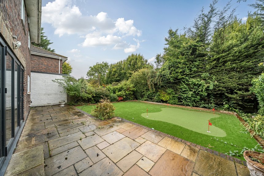 for sale leavesden road london 39521 - Gibbs Gillespie