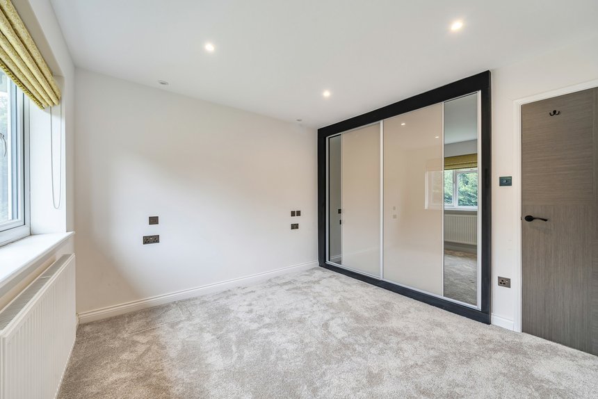 for sale leavesden road london 39521 - Gibbs Gillespie