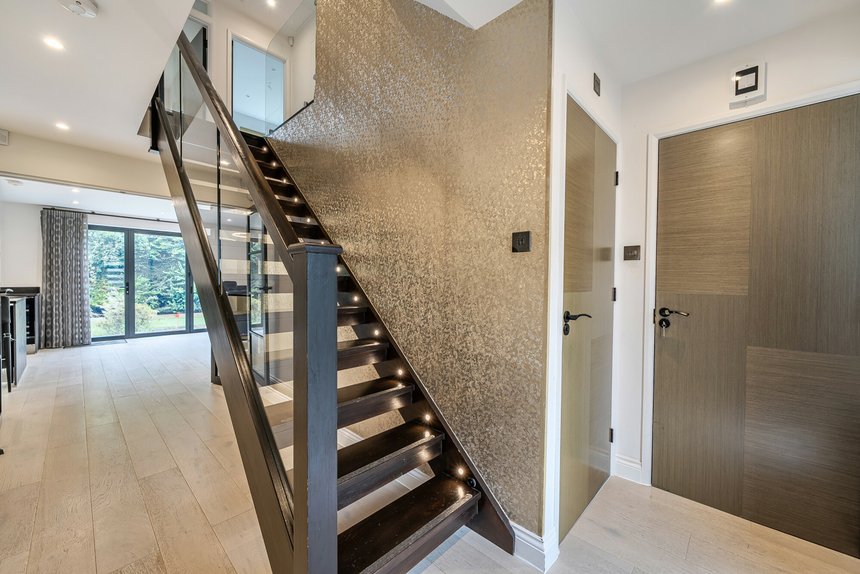 for sale leavesden road london 39521 - Gibbs Gillespie