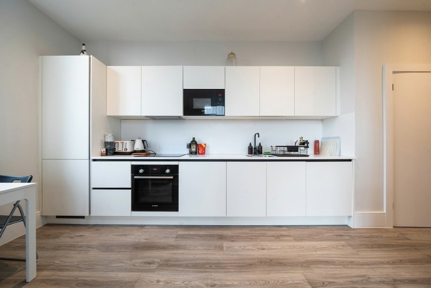 under offer field end road london 39526 - Gibbs Gillespie