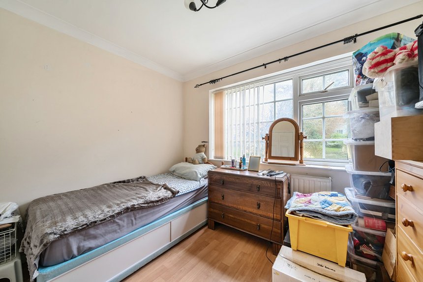 for sale coombe hill road london 39663 - Gibbs Gillespie