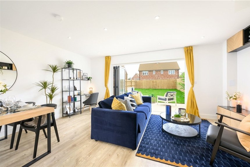 under offer little green lane london 39687 - Gibbs Gillespie