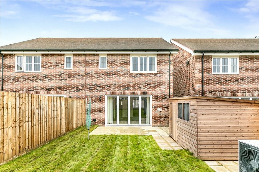 under offer little green lane london 39687 - Gibbs Gillespie