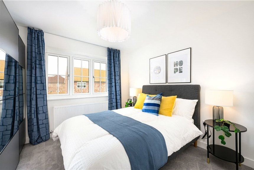 under offer little green lane london 39687 - Gibbs Gillespie