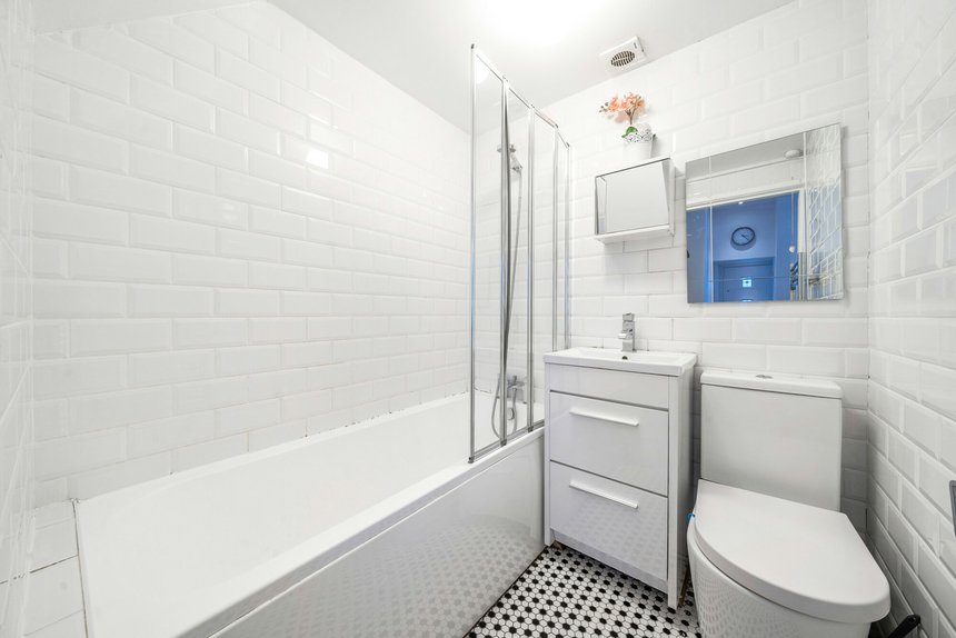 under offer brooke avenue london 39717 - Gibbs Gillespie