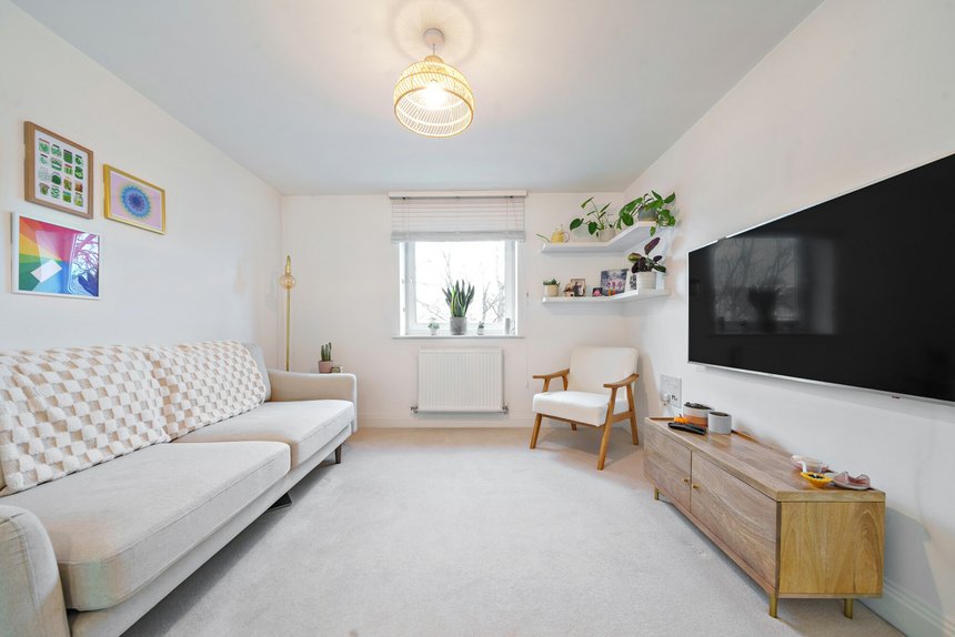 for sale perkins gardens london 39725 - Gibbs Gillespie