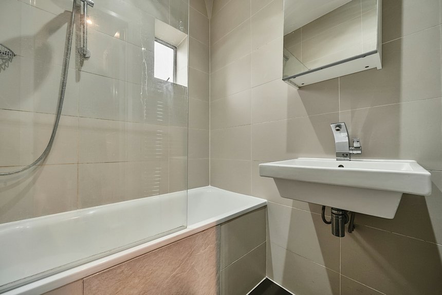for sale murray road london 39758 - Gibbs Gillespie