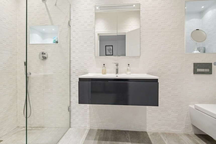 for sale loudwater drive london 39838 - Gibbs Gillespie