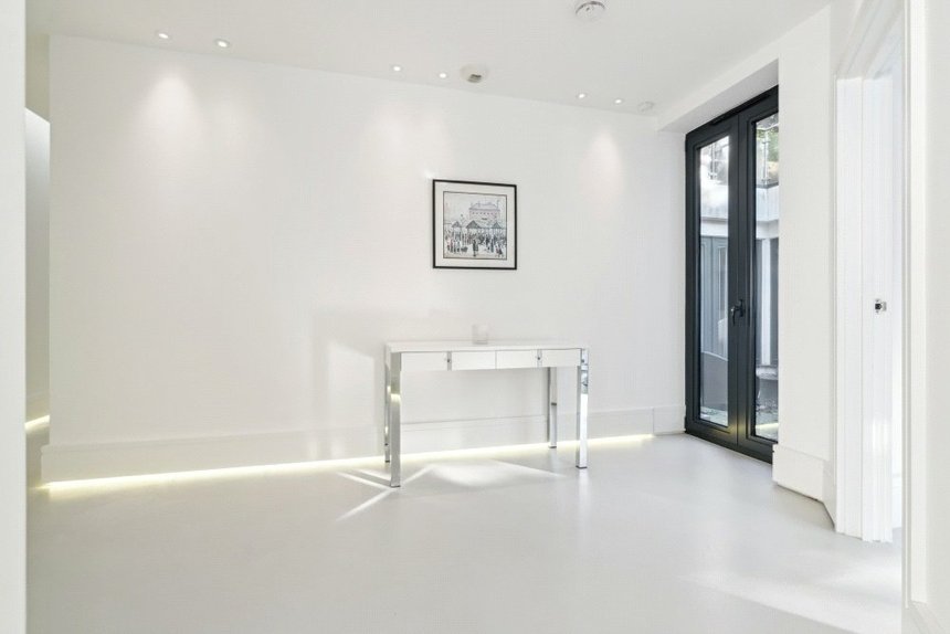 for sale loudwater drive london 39838 - Gibbs Gillespie